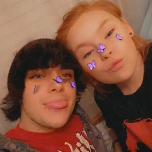 Meet your Posher, Ethan